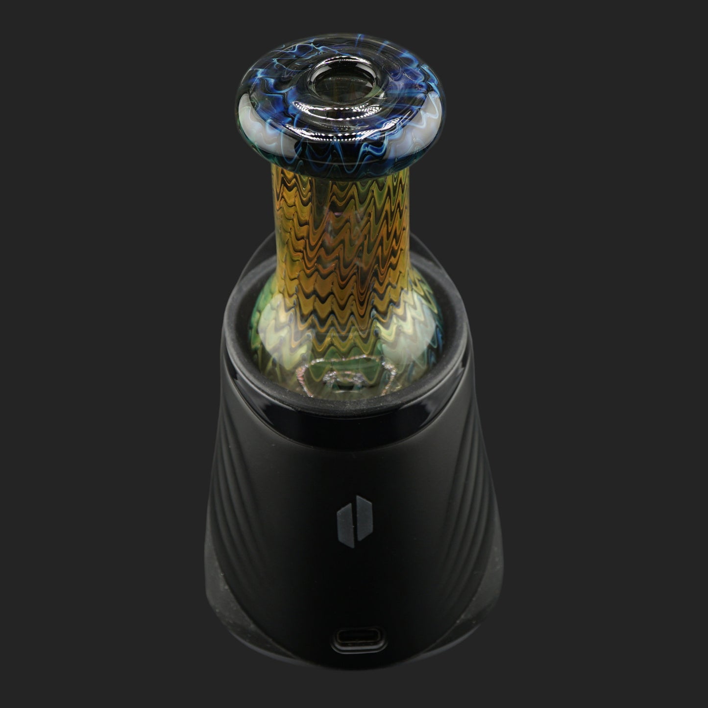 Custom Nobullglassworks Gold Rush Dry Top 72 mm mit intensivem Goldschimmer für Puffco Peak & Peak Pro