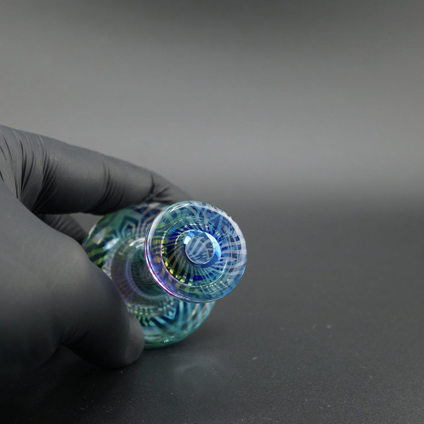 Top view Puffco Peak Pro dry top glass with symmetrical mandala pattern