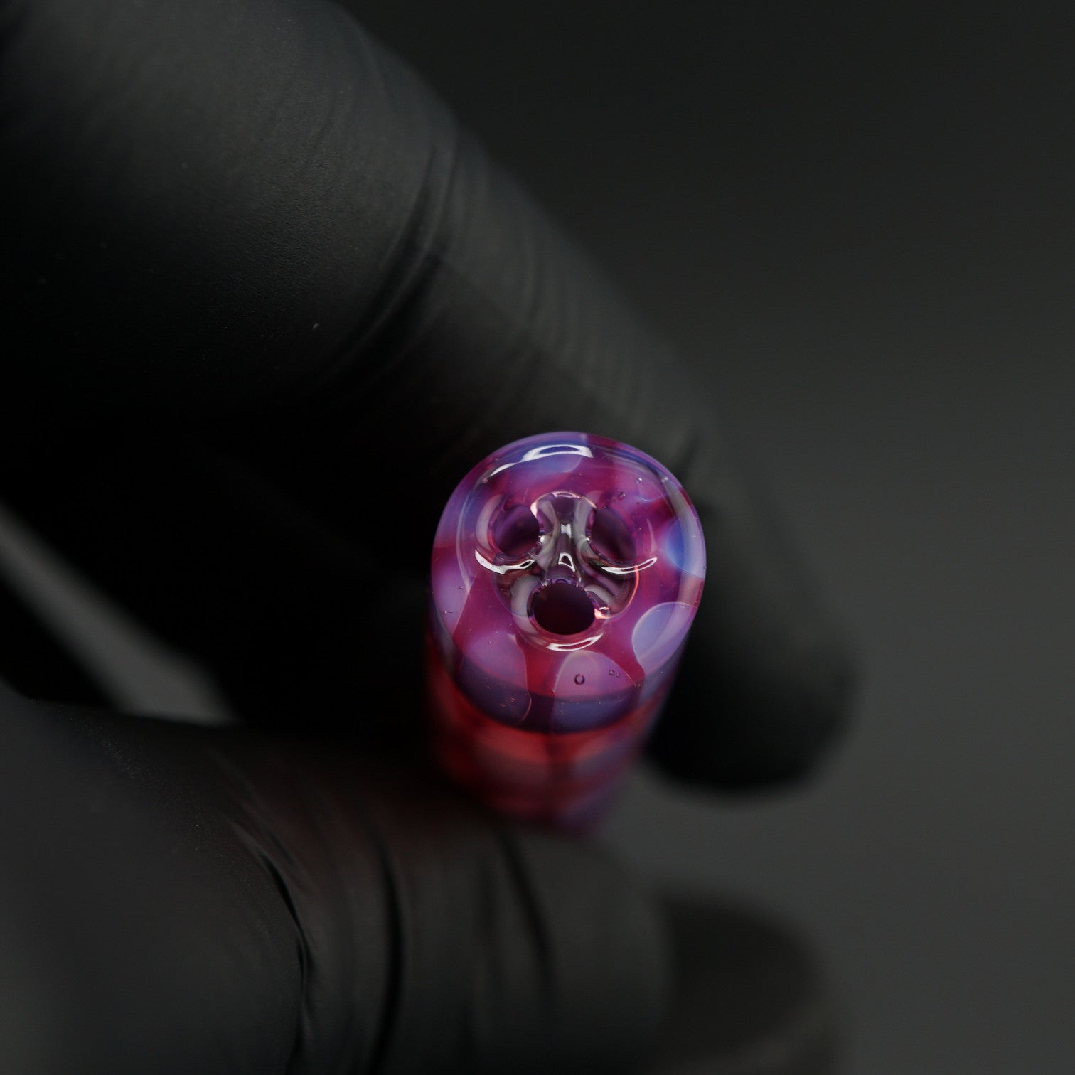 Triple hole pink glass tip by Steve H for smooth airflow