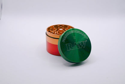 Hammercraft mit Raw Grinder Kollaboration 4 teilig mit Sieb. Der deckel ist geöffnet