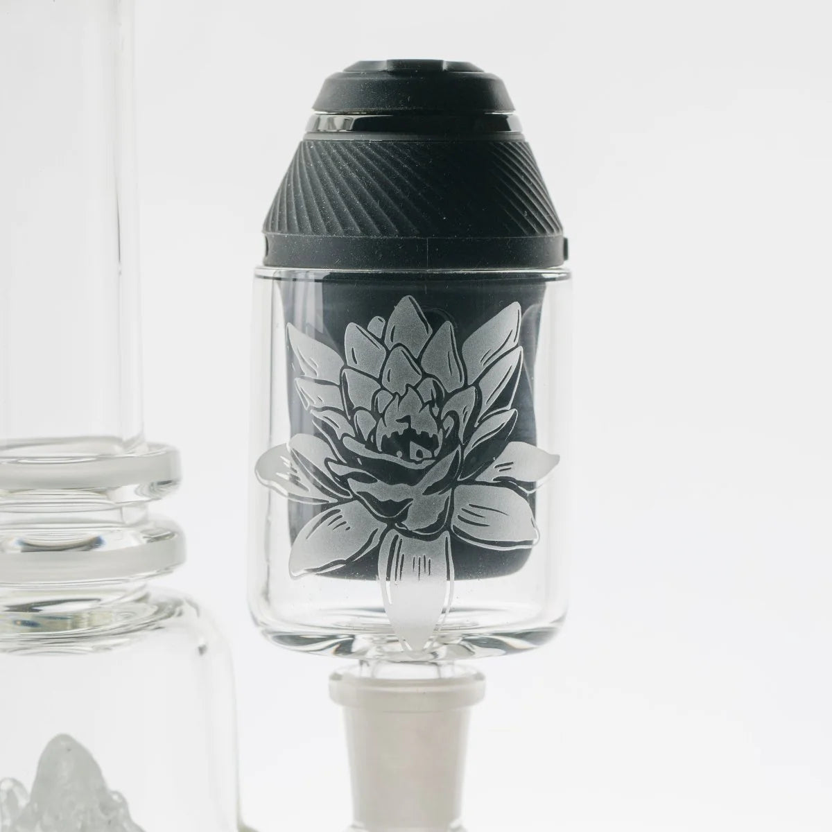 Puffco Proxy Glass Attachment mit Proxy in einem Dab Rig