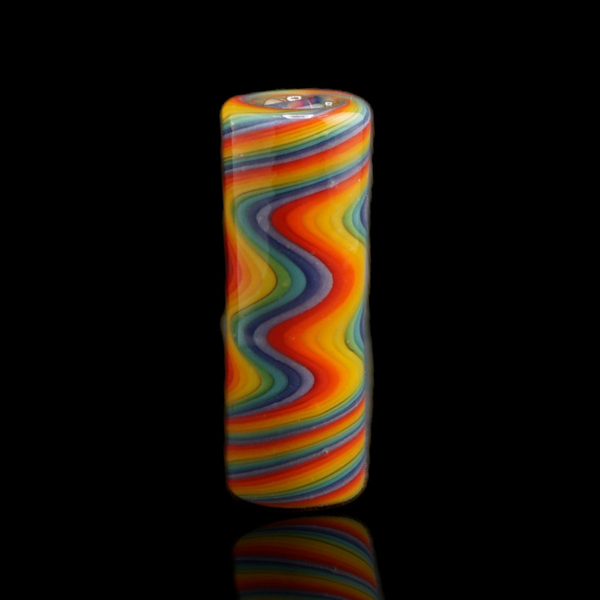 Jcreature Glass Rainbow Melt Glastip mit 32 × 11,5 mm und buntem Wellenmuster in Frontansicht