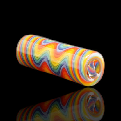 Rainbow Melt Glastip mit 32 × 11,5 mm, Regenbogenmuster und transparentem Glassteg in Seitenansicht