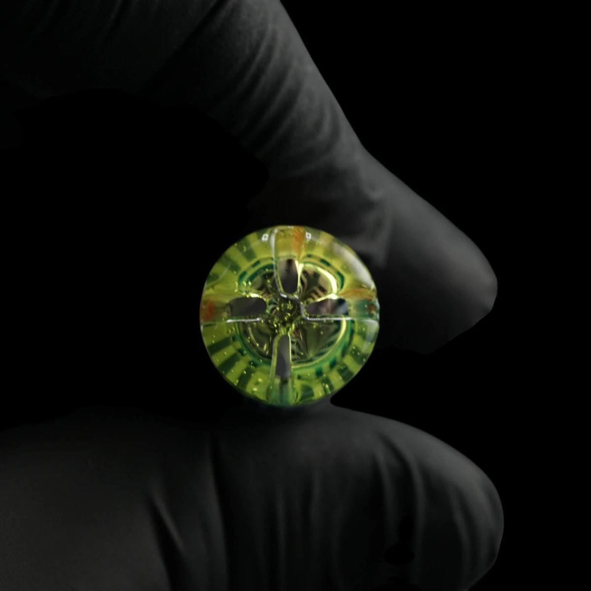 End view of the Leisure Glass Lime Flux Hypnotech glass tip showing its glass filter structure and airflow openings