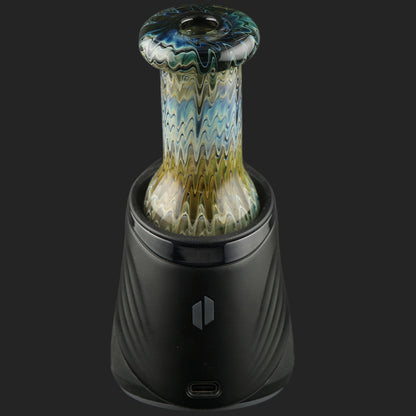 Custom Puffco Peak Pro Dry Top Deep Current von Nobullglassworks mit Gold & Silver Fume Wrap & Rake Finish