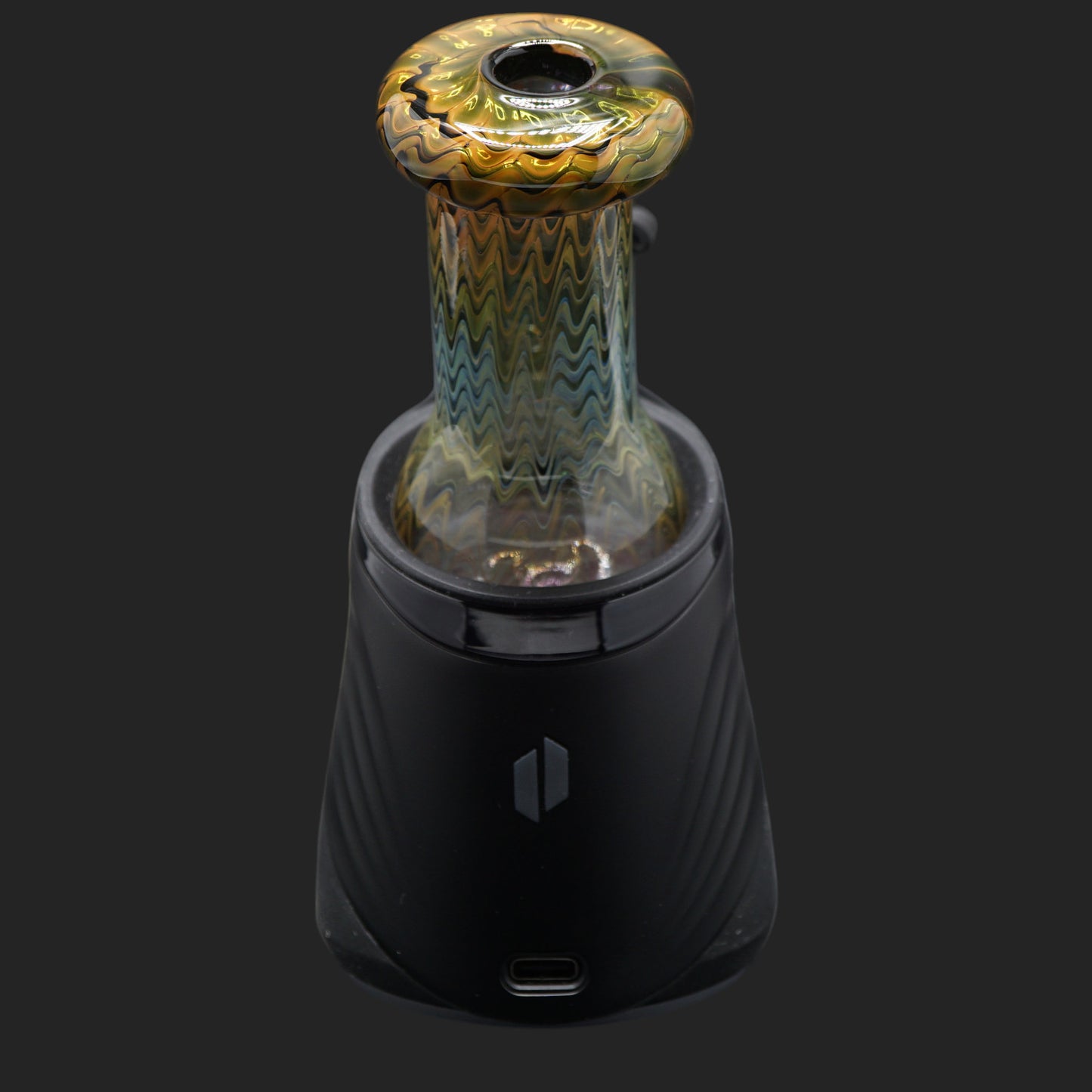 Custom Puffco Peak Pro Dry Top Forest Ember von Nobullglassworks mit Gold & Silver Fume Wrap & Rake Finish