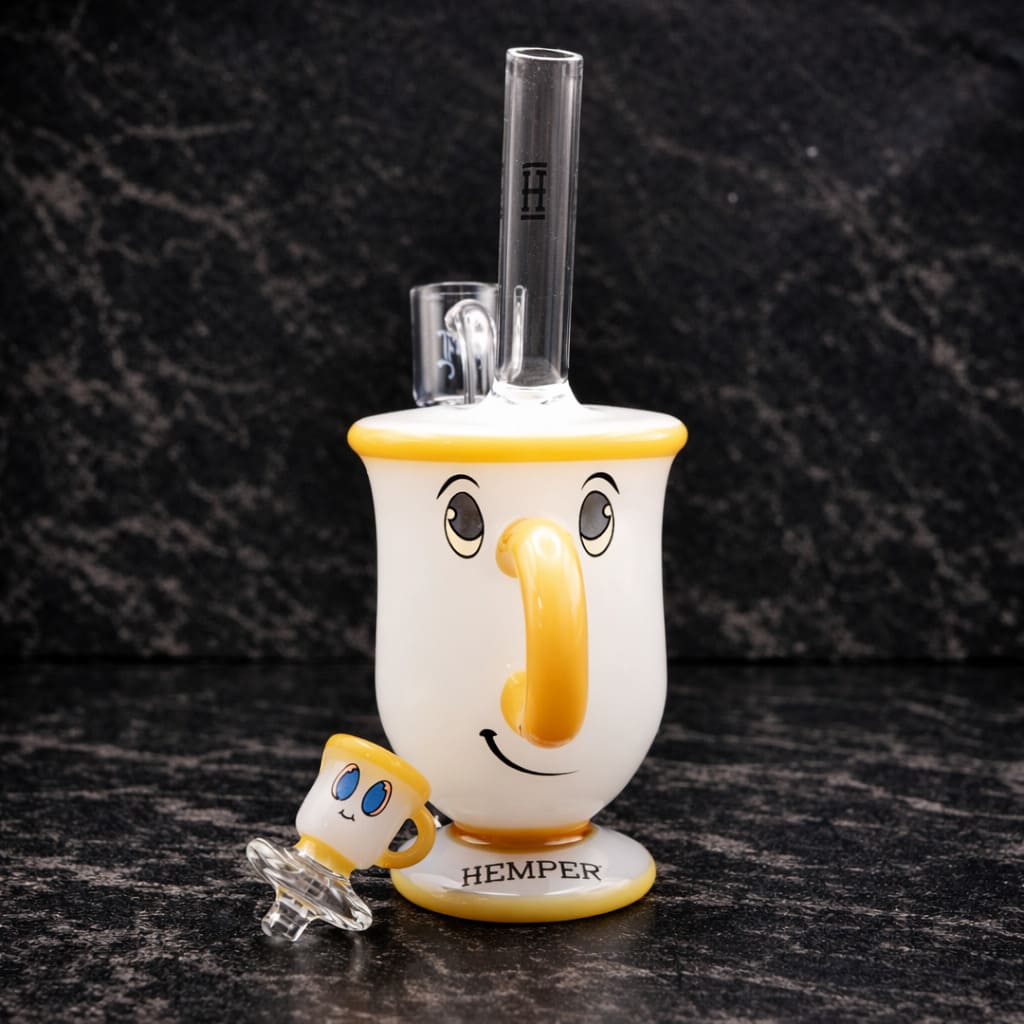Tea cup dab rig side view with showerhead percolator and glass handle
